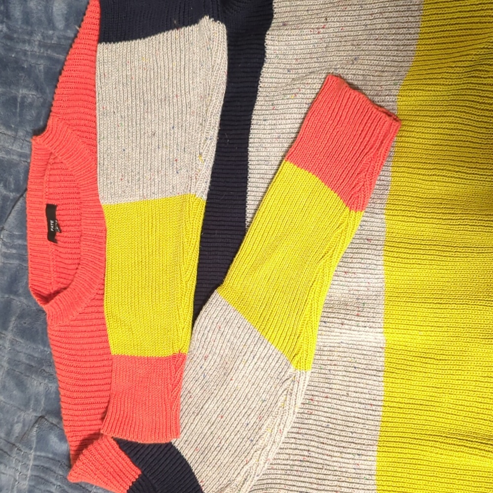 M Fate Color Block Sweater